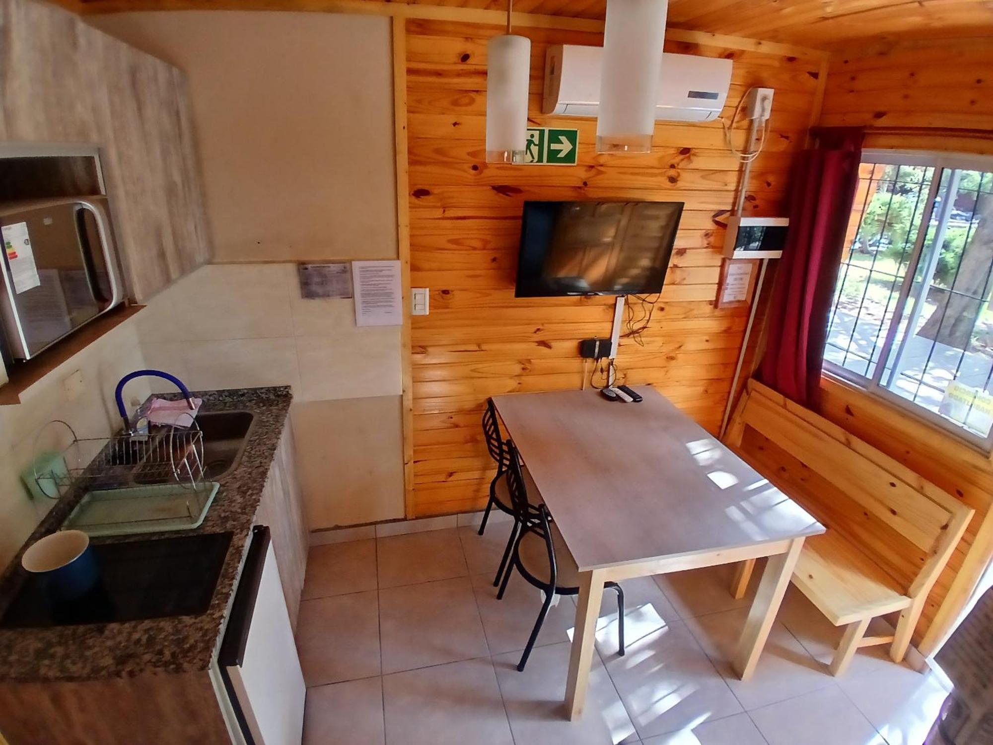 Cabanas Swissminiatur Cacheuta Εξωτερικό φωτογραφία